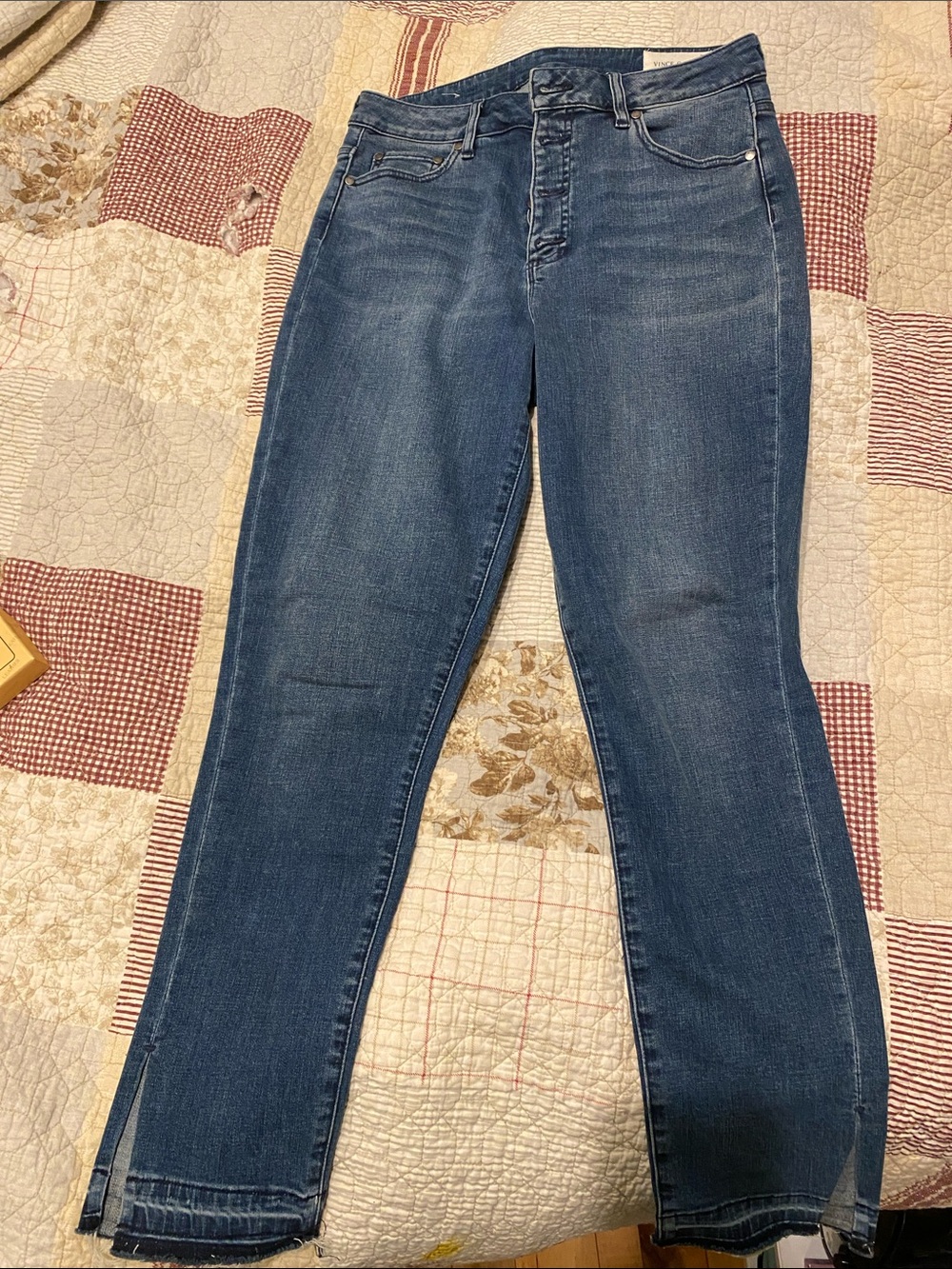 Vince Camuto Medium Blue Straight Leg Jeans size 30/10